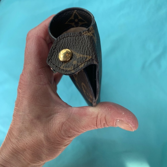 🛑SOLD Louis Vuitton sunglass case - Picture 4 of 8